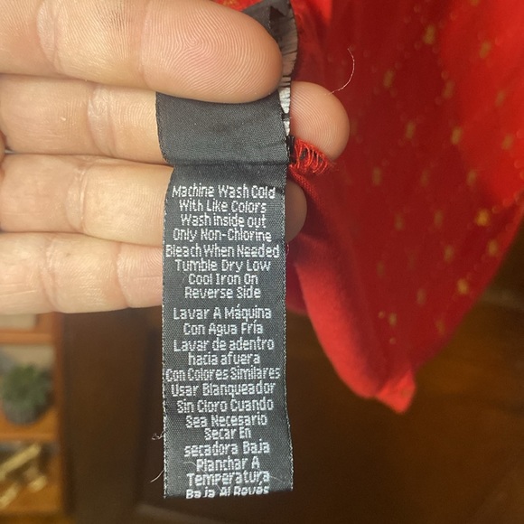 DRILL CLOTHING COMPANY CREW NECK RED WITH GOLD BEES 🐝 - Picture 7 of 8